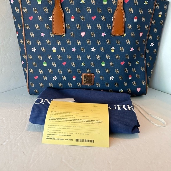 Dooney & Bourke NWT Aston Tote Gretta Novelty Blue Large Tote - Picture 11 of 12